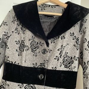 ModCloth Voodoo Vixen vintage coat🖤black and grey